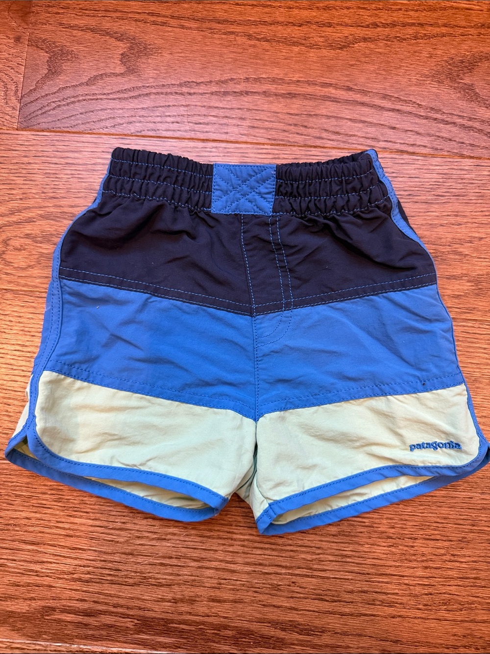 Patagonia toddler Colorblock  Blue and green board Shorts - 5T